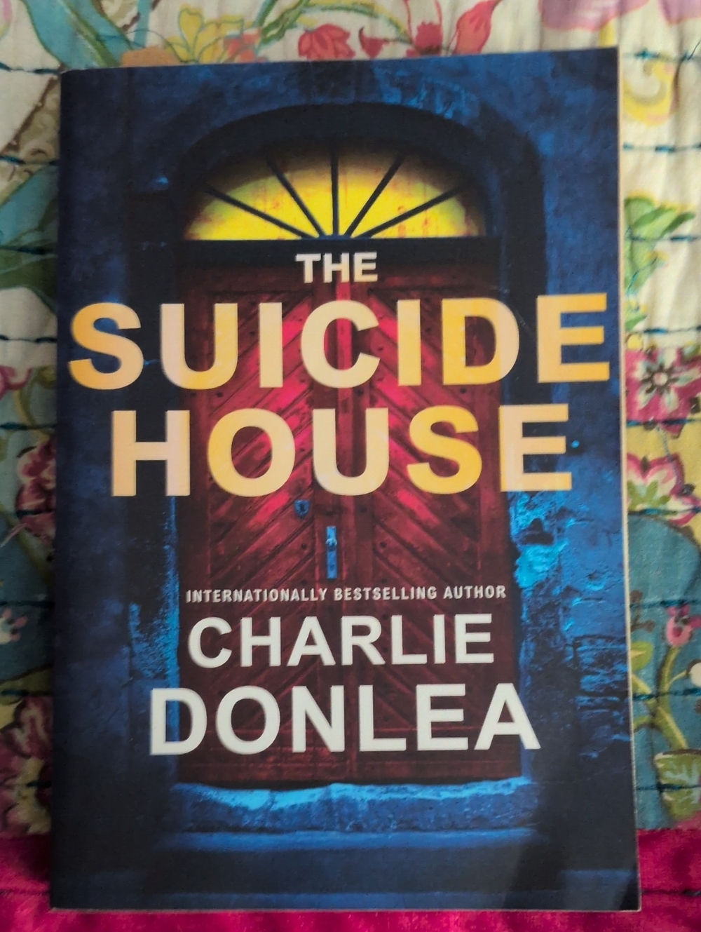 The Suicide House - Blue & Red Cover Paperback